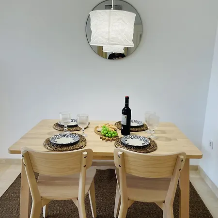 Sol De Con Vistas Al Mar, Piscina Y Cerca De La Playa