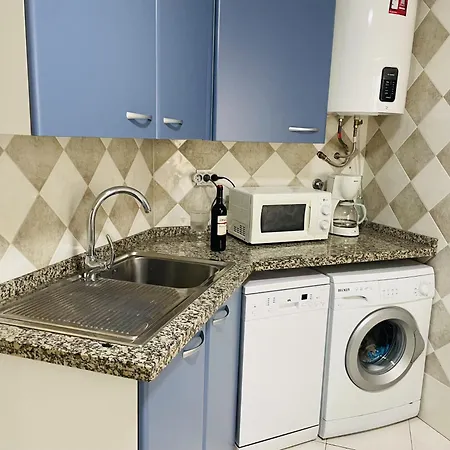 Sol De Con Vistas Al Mar, Piscina Y Cerca De La Playa Apartment *