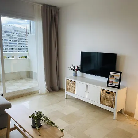 Sol De Con Vistas Al Mar, Piscina Y Cerca De La Playa