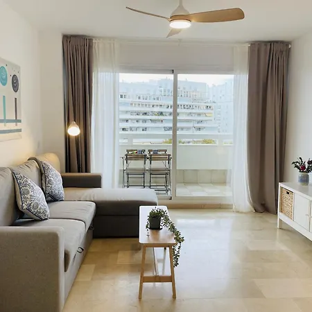 Sol De Con Vistas Al Mar, Piscina Y Cerca De La Playa Apartment