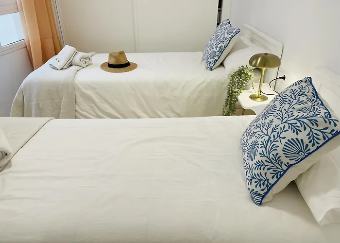 Sol De Con Vistas Al Mar, Piscina Y Cerca De La Playa Appartamento