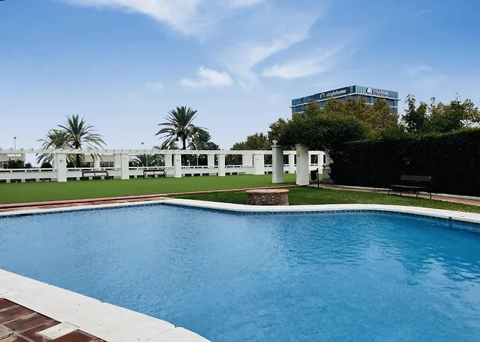 アパート Sol De Con Vistas Al Mar, Piscina Y Cerca De La Playa *
