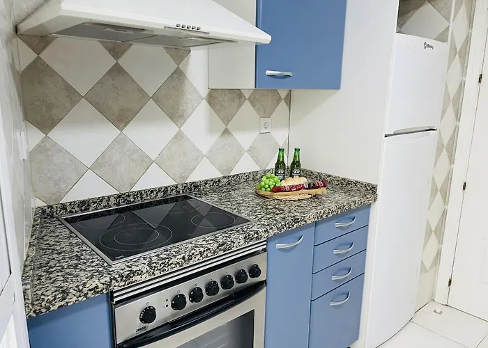 Sol De Con Vistas Al Mar, Piscina Y Cerca De La Playa * Marbella