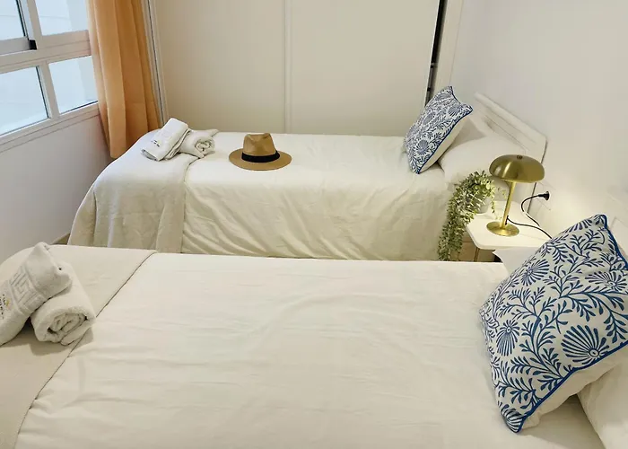 Sol De Con Vistas Al Mar, Piscina Y Cerca De La Playa * Marbella